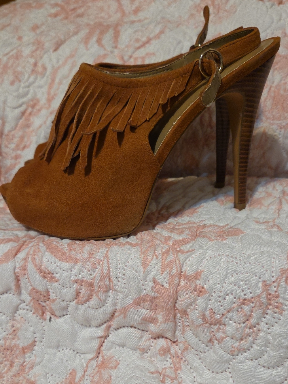 Suede Fringed Slingback Peep-Toe High Heels/Matching Clutch Wristlet